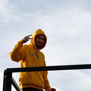 Meet your Posher, Cory